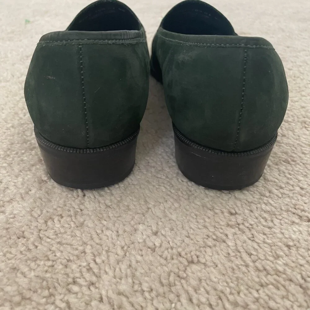 G.H. Bass Willa Weejuns Green Suede Loafers – Women’s Size 10, Classic Flats - Picture 3 of 7